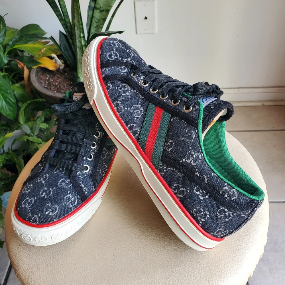 Gucci  Gray Sneakers with Red and Green Accents
